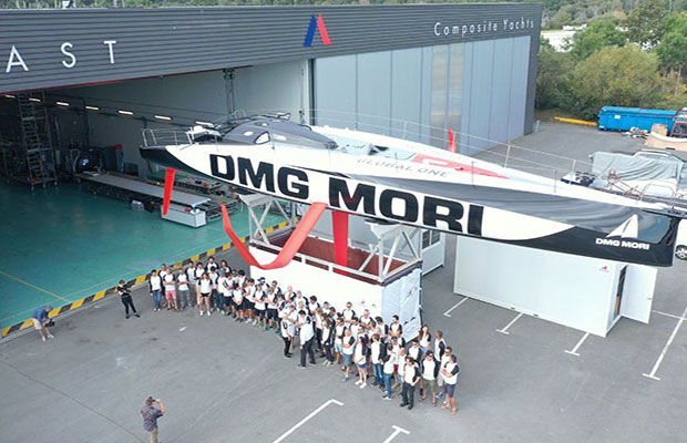 DMG MORI Global One devant le chantier Multiplast dmg mori multiplast1