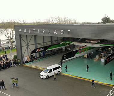 Présentation ce matin du nouveau trimaran Ultim de Thomas Coville : Sodebo Ultim 3 ultim sodebo 3