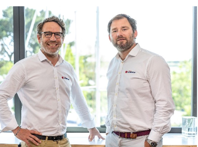 ©Damien Harlé (à droite), avec Jean-Denis Bargibant (© Jean-Marie Liot)  newsletter multiplast1